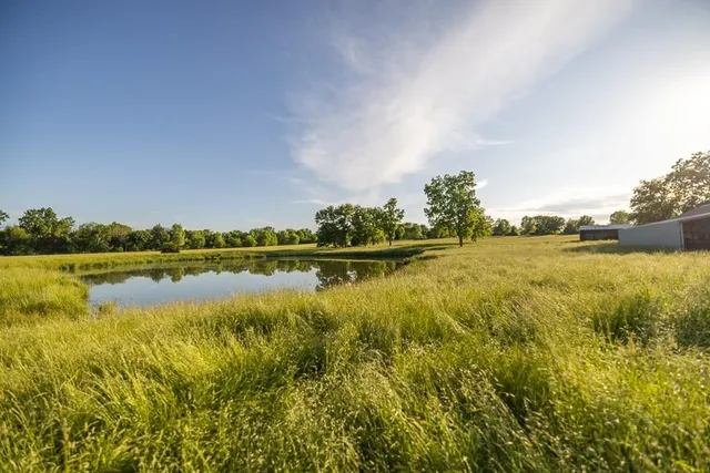 $699,500 | 662 West 6th Street, Schell City, MO 64783