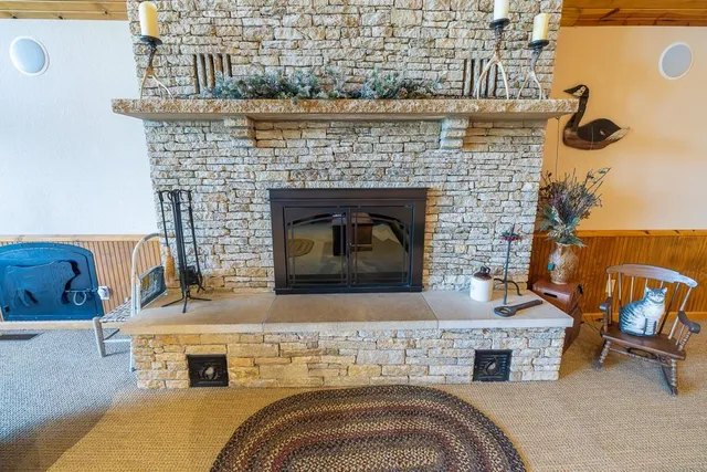 $699,500 | 662 West 6th Street, Schell City, MO 64783