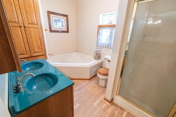 $699,500 | 662 West 6th Street, Schell City, MO 64783
