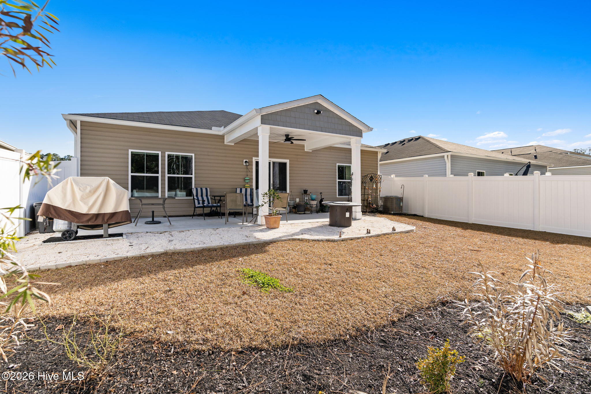 538 Ladyfish Loop Northwest Sunset Beach, NC 28468 - Photo 2 of 43 34-web-or-mls-cammediallc.com-05