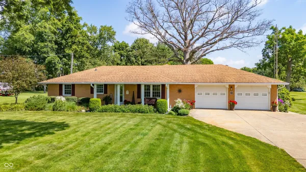 $324,900 | 1800 East 650 North, Alexandria, IN 46001
