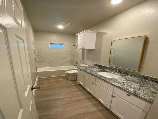 $1,600 | 2211 Henry Street, Greenville, TX 75401