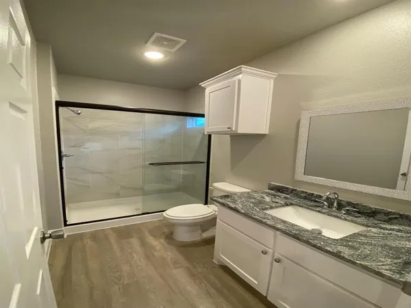 $1,600 | 2211 Henry Street, Greenville, TX 75401