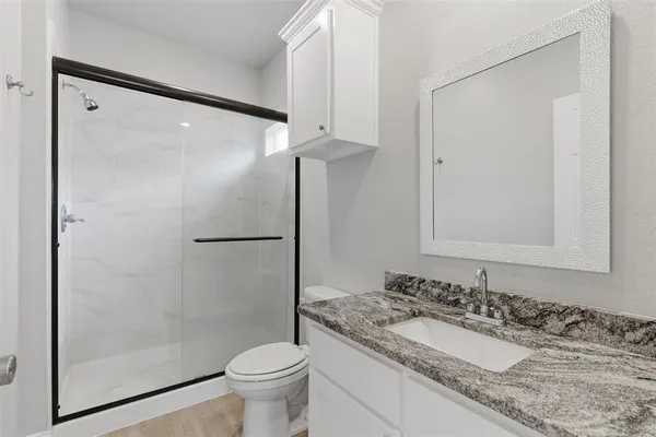 $1,575 | 2211 Henry Street, Greenville, TX 75401