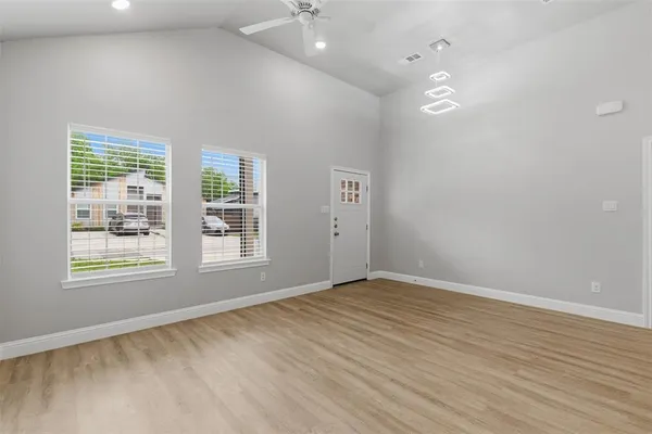 $1,575 | 2211 Henry Street, Greenville, TX 75401