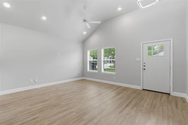 $1,575 | 2211 Henry Street, Greenville, TX 75401