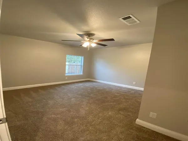 $1,600 | 2211 Henry Street, Greenville, TX 75401