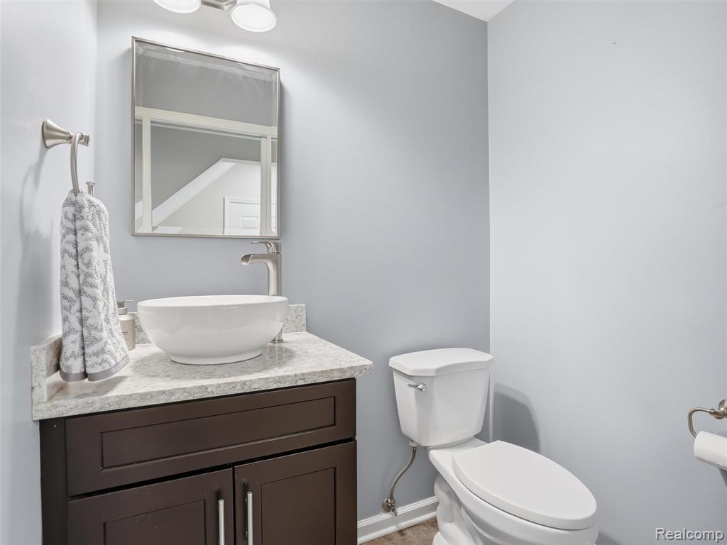 42902 Saxony Road Canton, MI 48187 - Photo 14 of 54 Gallery Image 14
