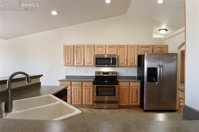 8071 Buschborn Road Peyton, CO 80831 - Photo 19 of 48