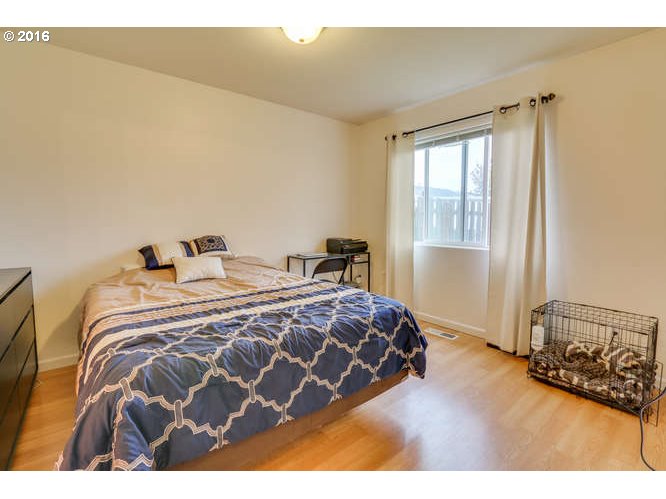 938 Southwest Junction Place Gresham, OR 97080 - Photo 15 of 29 Gallery Image 15