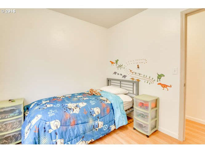 938 Southwest Junction Place Gresham, OR 97080 - Photo 24 of 29 Gallery Image 24