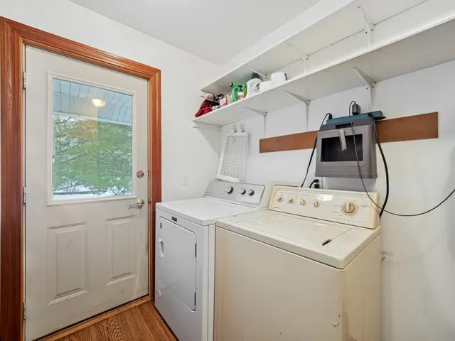 $630,000 | 24266 North Forest Drive, Lake Zurich, IL 60047