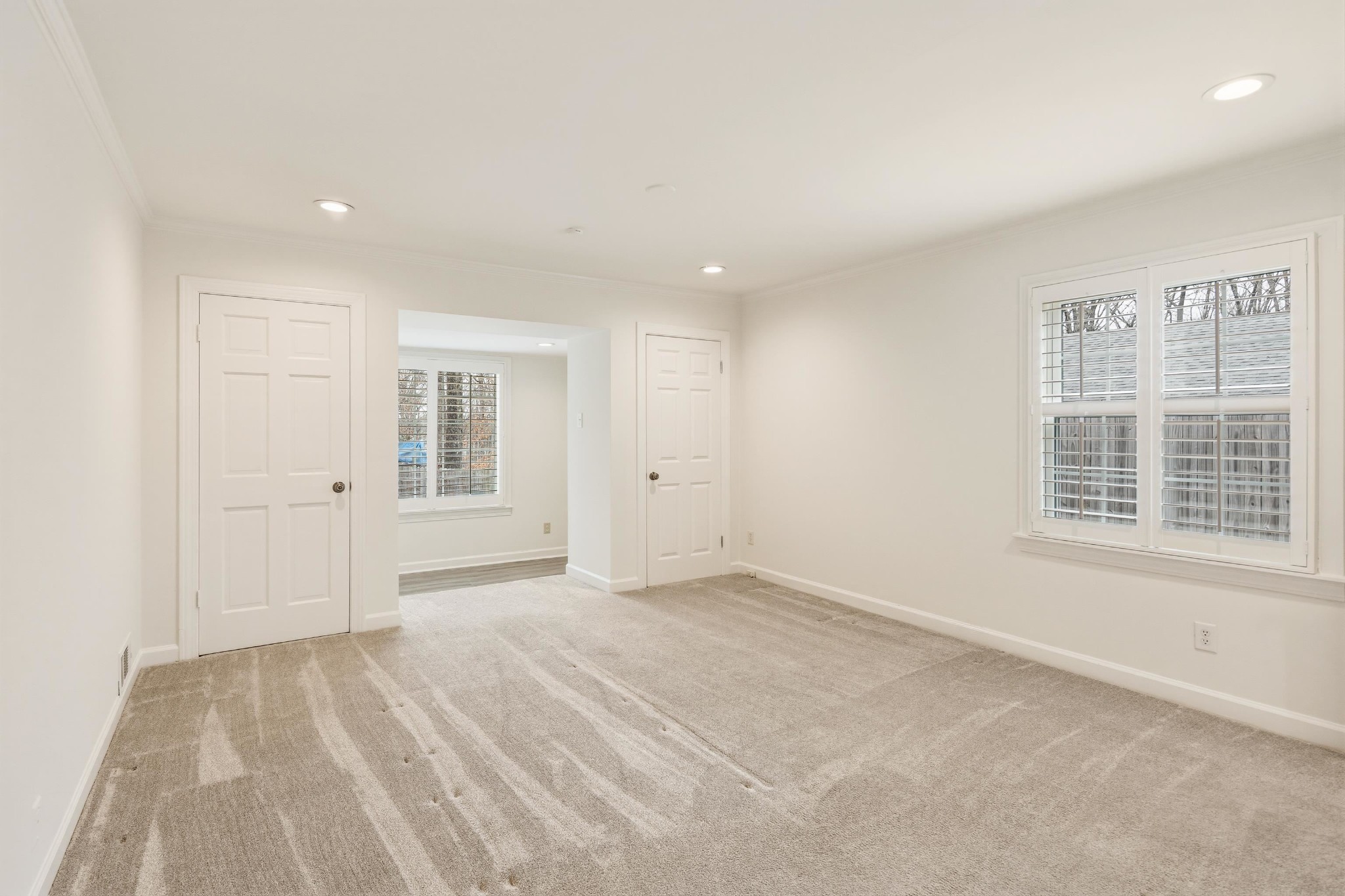 2115 Brierbrook Road Memphis, TN 38138 - Photo 25 of 40 a view of an empty room with a window
