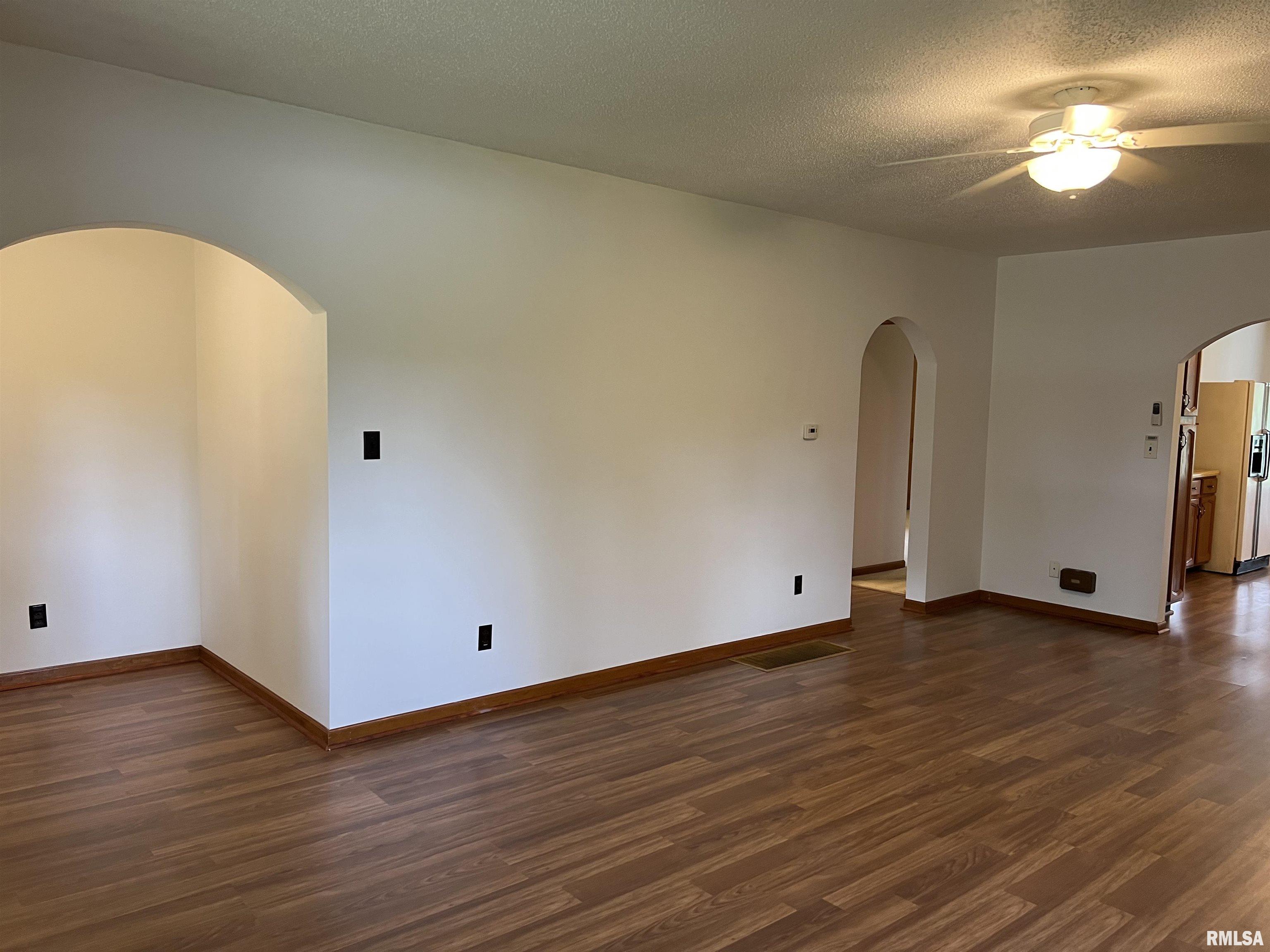 803 Brady Mill Road Anna, IL 62906 - Photo 8 of 18 Gallery Image 8