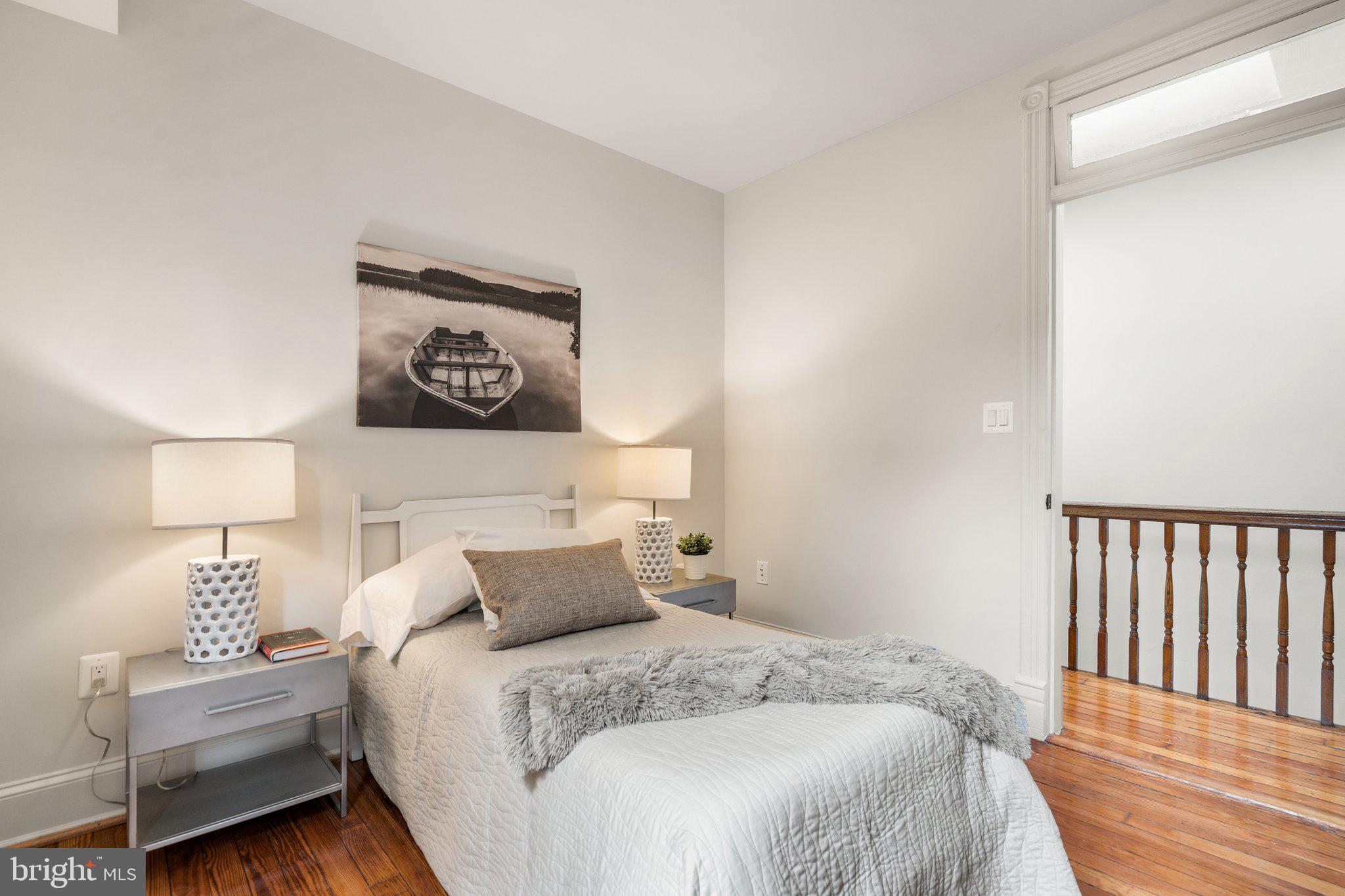 809 G Street Northeast Washington, DC 20002 - Photo 25 of 39 Middle bedroom