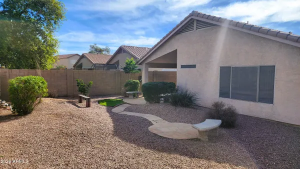 $1,935 | 6962 West Juniper Avenue, Glendale, AZ 85308