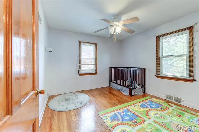 $1,400 | 3456 Lindscott Avenue, St. Louis, MO 63114