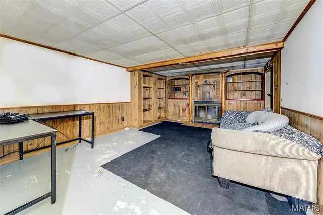 $1,400 | 3456 Lindscott Avenue, St. Louis, MO 63114