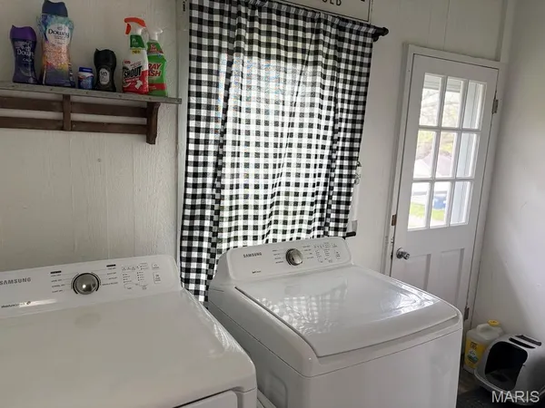 $220,000 | 109 North Market Street, Warrenton, MO 63383
