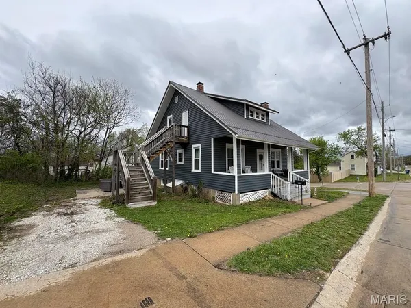 $220,000 | 109 North Market Street, Warrenton, MO 63383