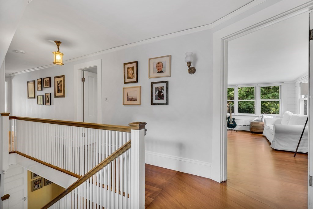 22 Conant Road Weston, MA 02493 - Photo 12 of 27