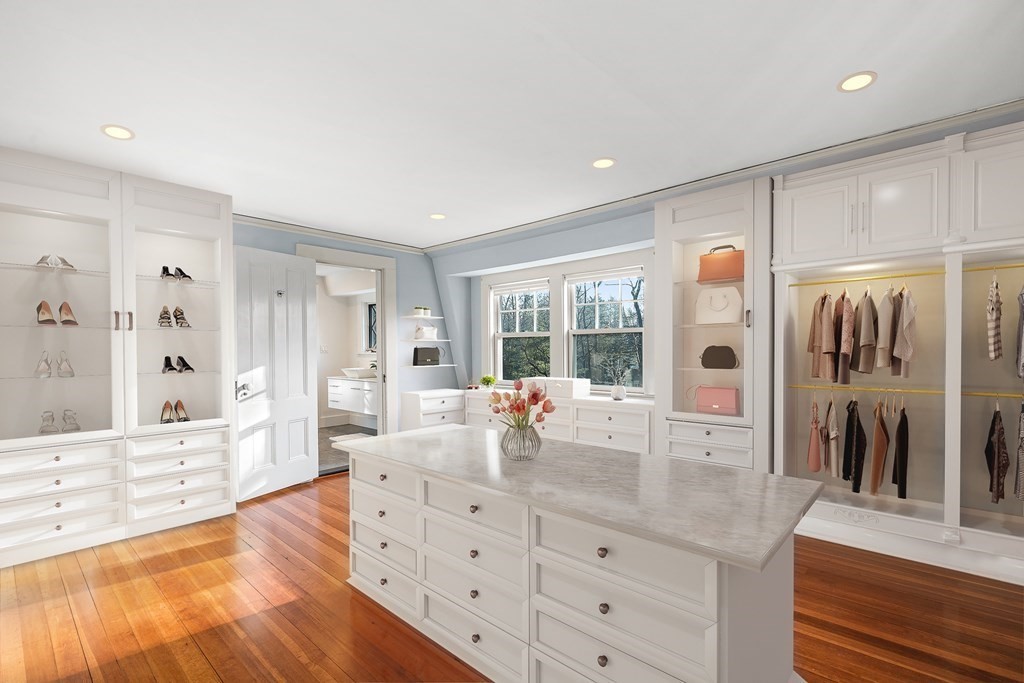 22 Conant Road Weston, MA 02493 - Photo 17 of 27