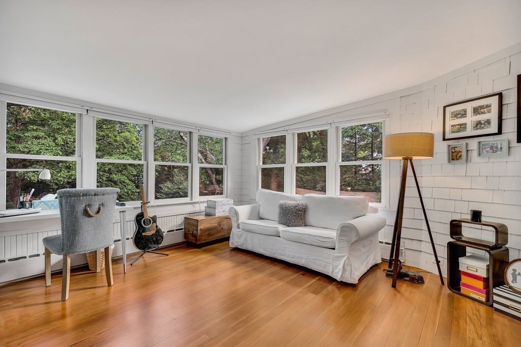 22 Conant Road Weston, MA 02493 - Photo 18 of 27