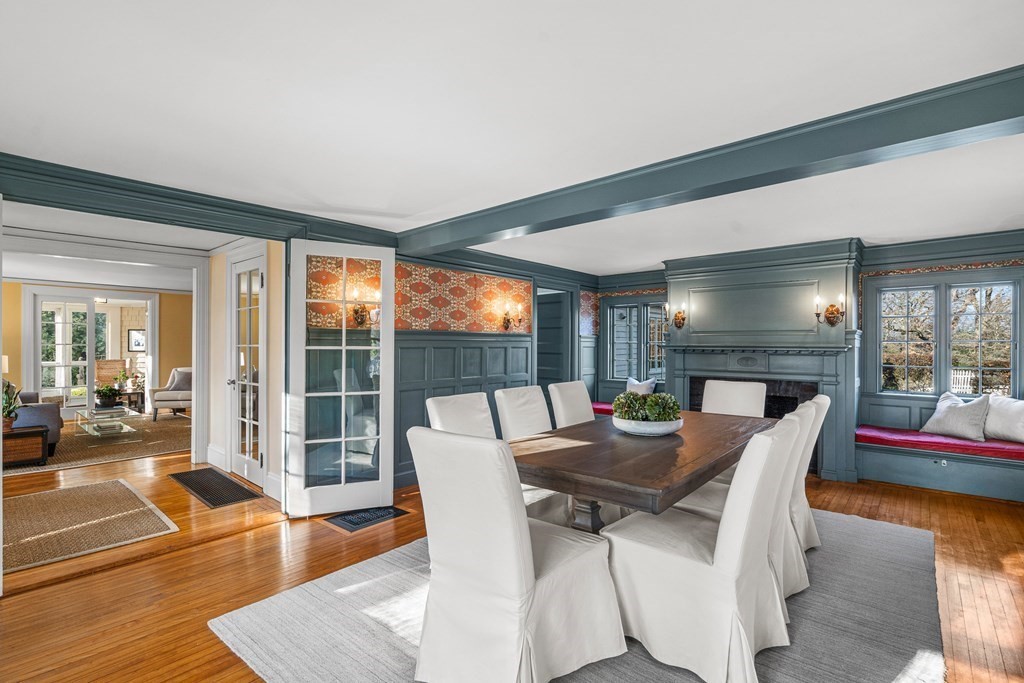 22 Conant Road Weston, MA 02493 - Photo 2 of 27