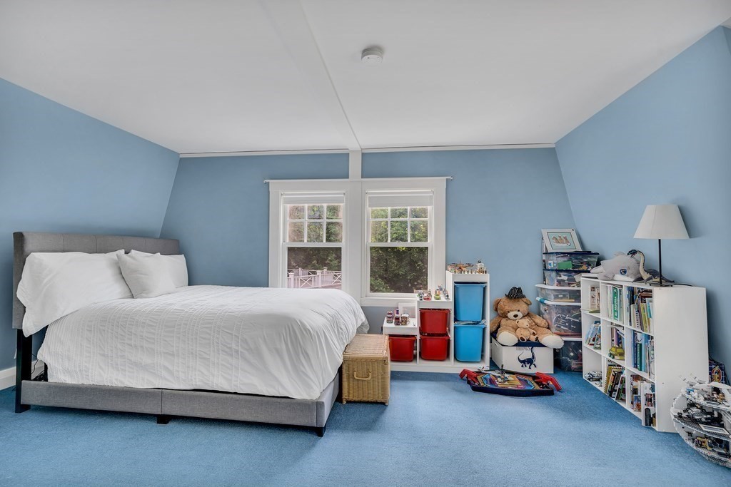 22 Conant Road Weston, MA 02493 - Photo 21 of 27