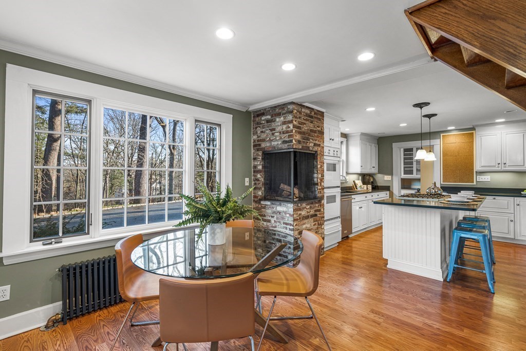 22 Conant Road Weston, MA 02493 - Photo 9 of 27