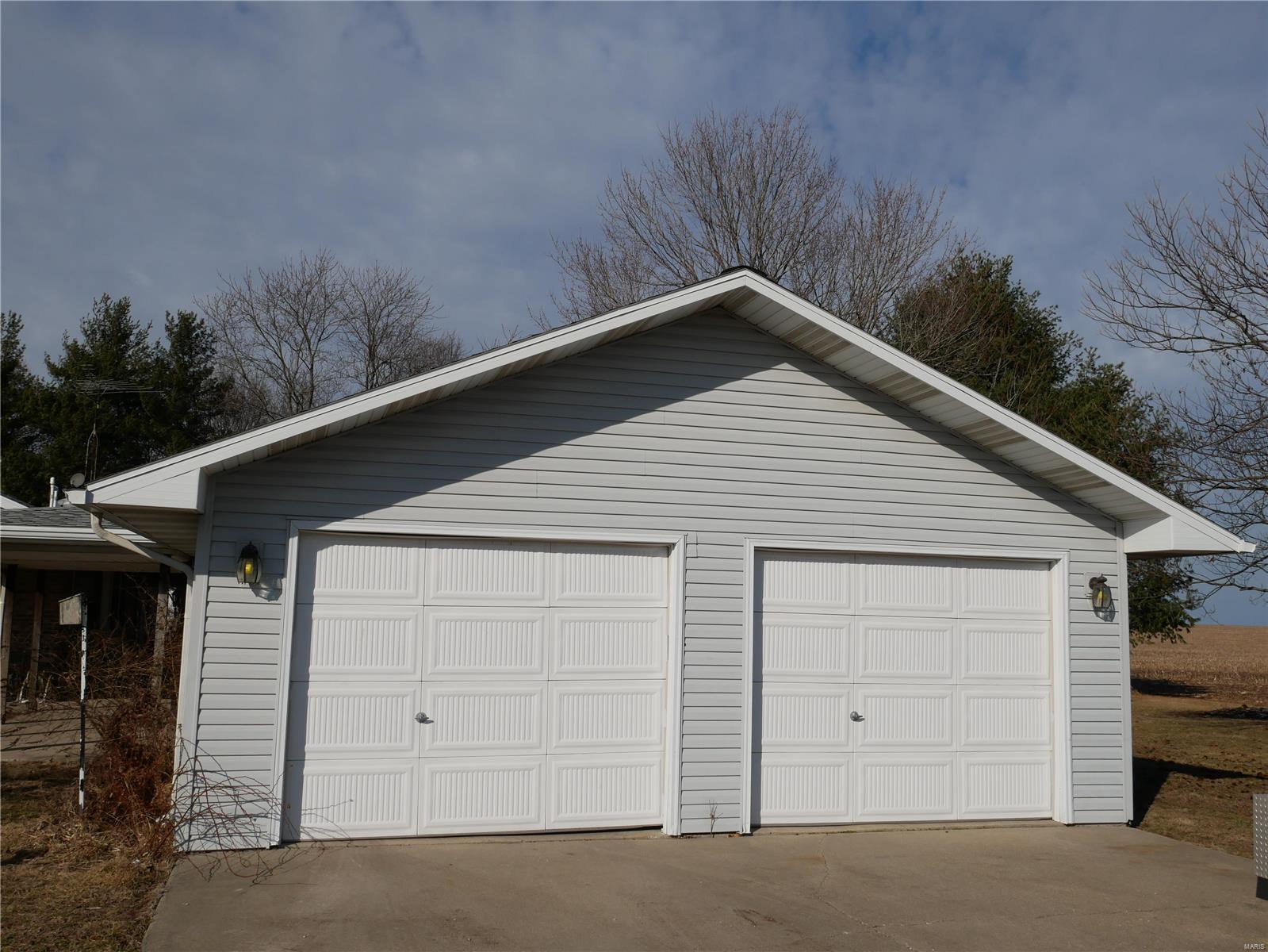 798 Rainmaker Trail Butler, IL 62015 - Photo 13 of 45 Gallery Image 13
