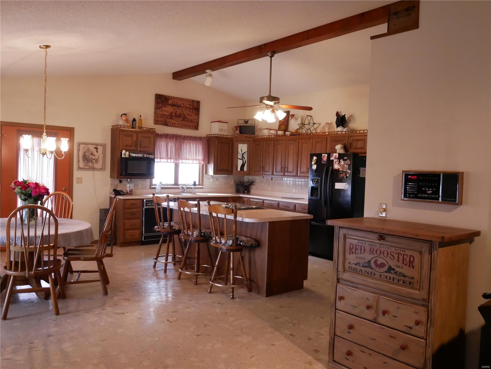 798 Rainmaker Trail Butler, IL 62015 - Photo 15 of 45 Gallery Image 15