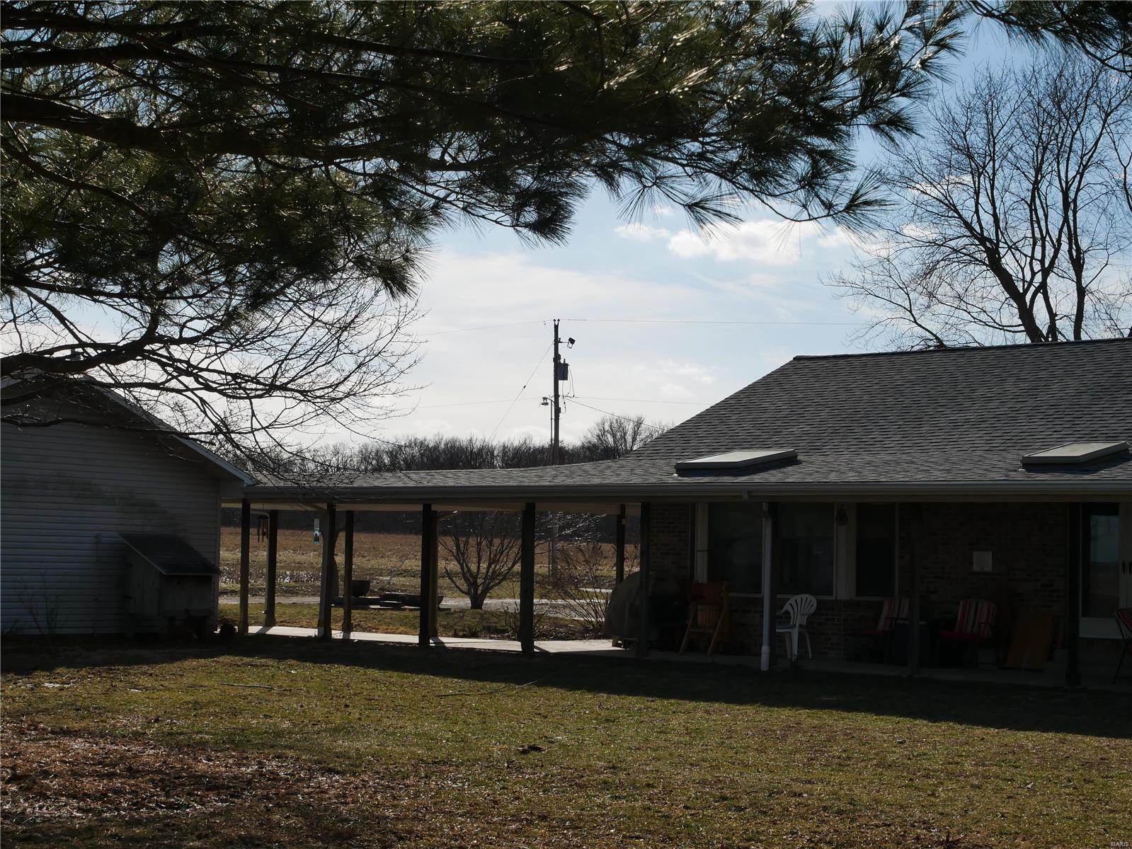 798 Rainmaker Trail Butler, IL 62015 - Photo 10 of 45 Gallery Image 10