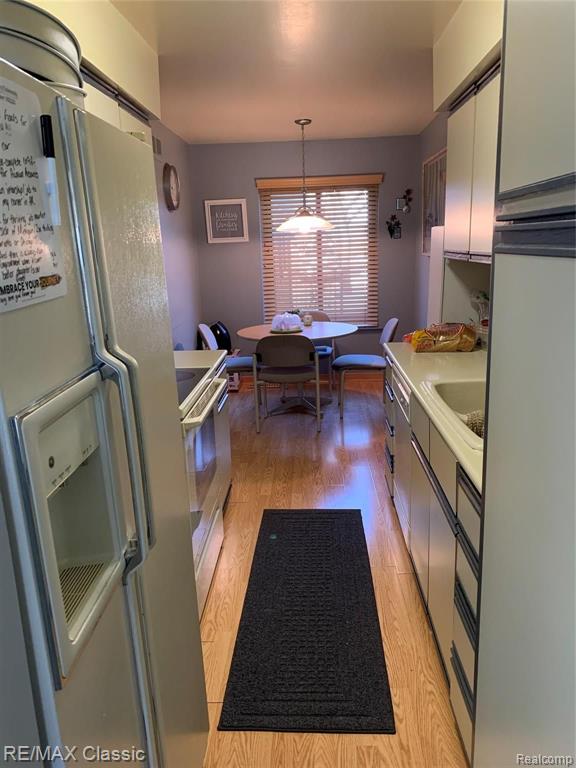 32167 West 12 Mile Road Farmington Hills, MI 48334 - Photo 4 of 5