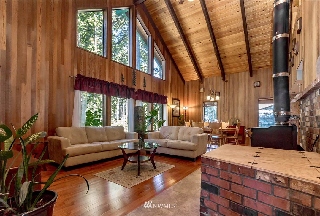 1061 Lake Cabins Road Ronald, WA 98940 - Photo 5 of 24 Gallery Image 5
