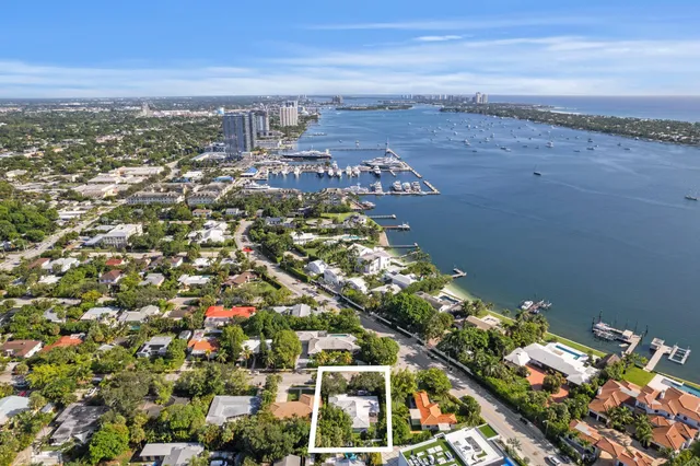$1,395,000 | 208 34th Street, West Palm Beach, FL 33407