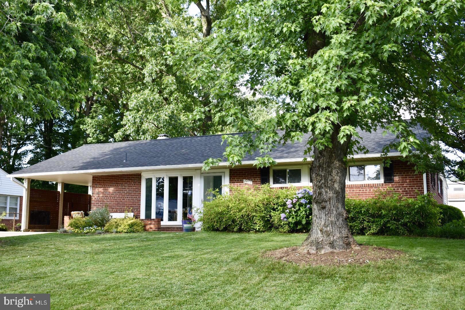 7413 Bath Street Springfield, VA 22150 - Photo 1 of 29 Welcoming rambler for your family