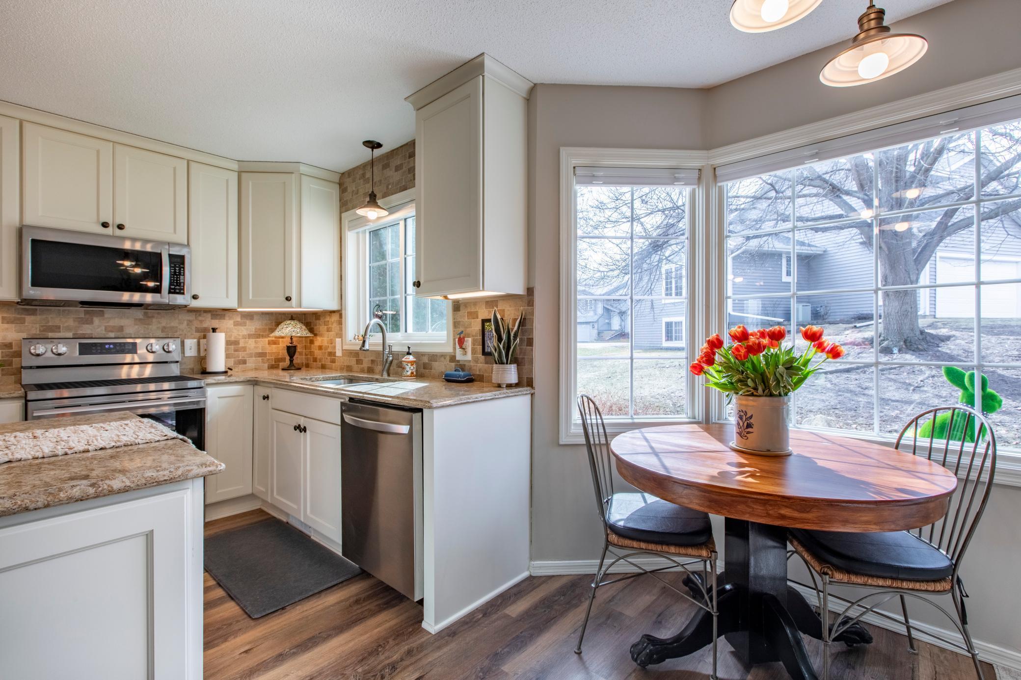 2806 Riverwood Lane Northwest Rochester, MN 55901 - Photo 9 of 31