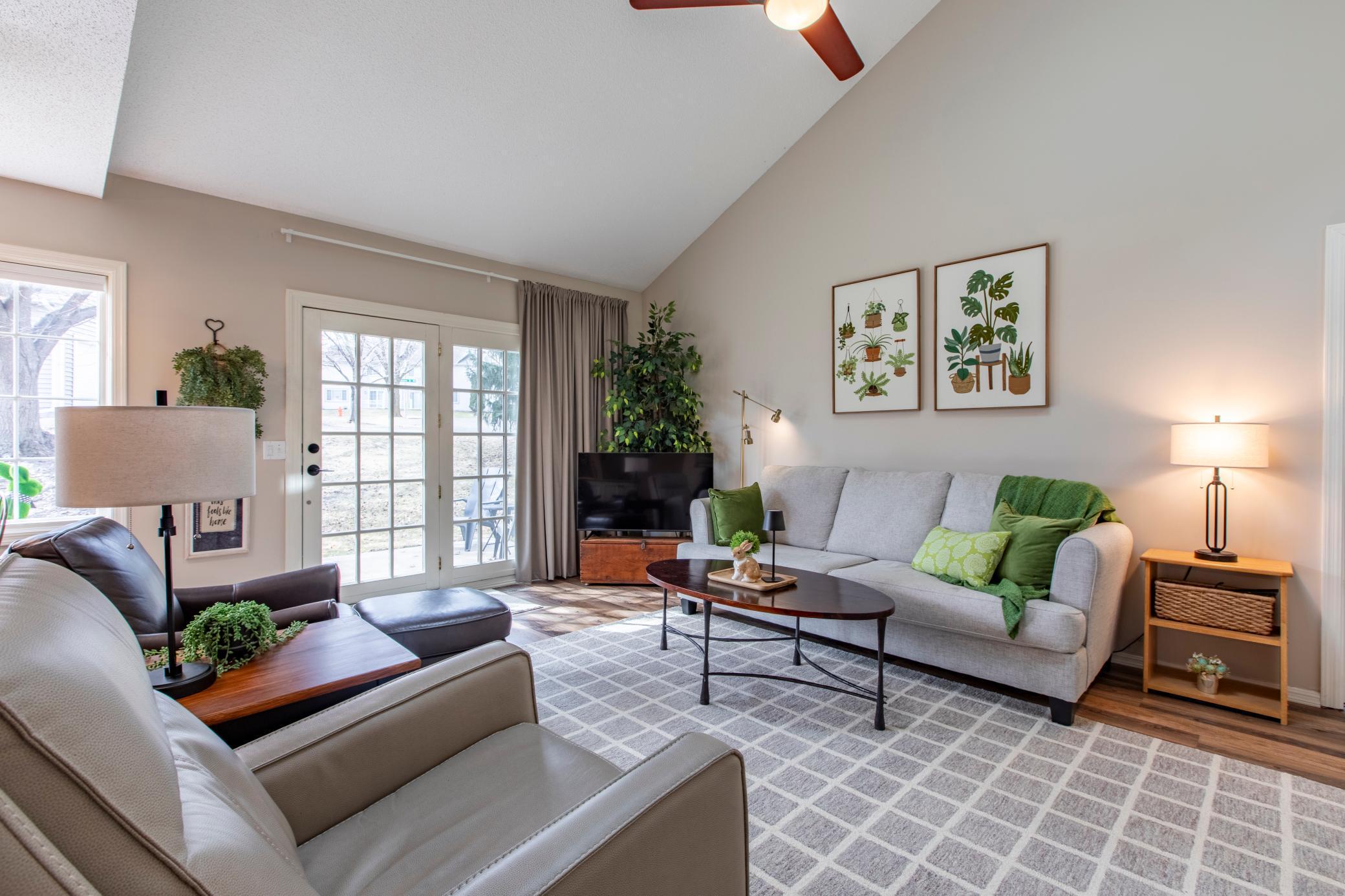 2806 Riverwood Lane Northwest Rochester, MN 55901 - Photo 10 of 31