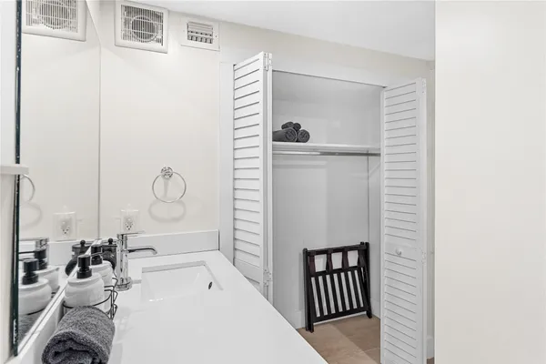 $774,900 | 2621 Northeast 20th Street, Pompano Beach, FL 33062