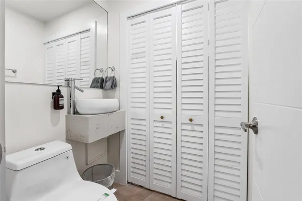 $774,900 | 2621 Northeast 20th Street, Pompano Beach, FL 33062