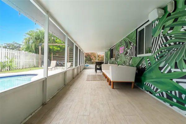 $774,900 | 2621 Northeast 20th Street, Pompano Beach, FL 33062