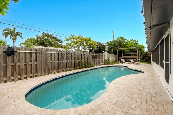 $774,900 | 2621 Northeast 20th Street, Pompano Beach, FL 33062