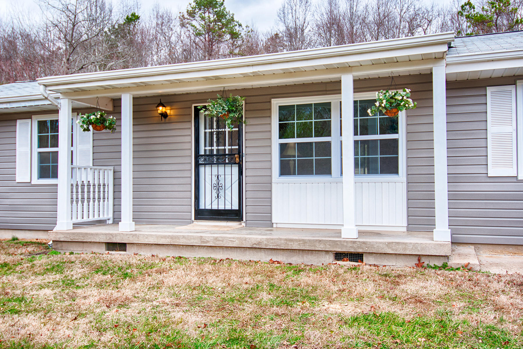 8824 Simpson Road Knoxville, TN 37920 - Photo 1 of 30 8824 Simpson-1