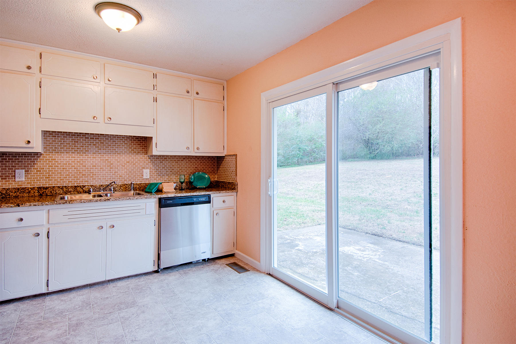 8824 Simpson Road Knoxville, TN 37920 - Photo 16 of 30 8824 Simpson-5
