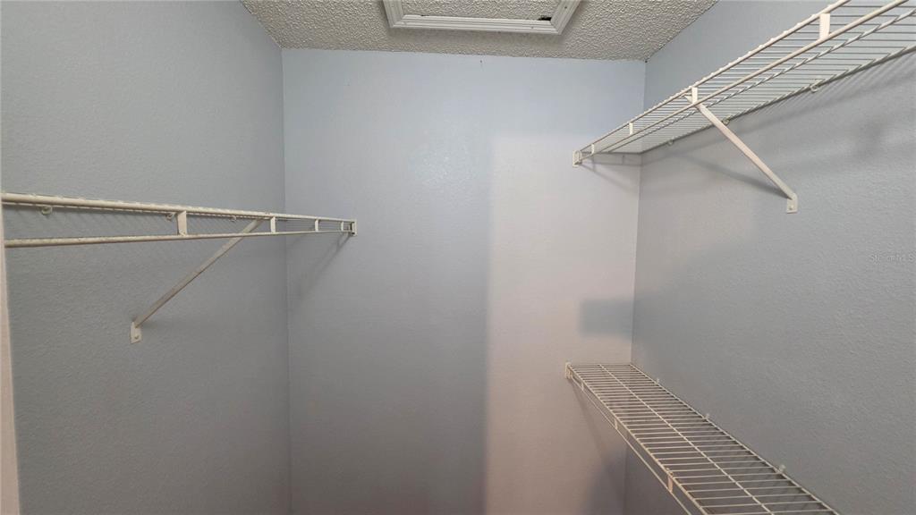 1077 South Hiawassee Road, Unit 824 Orlando, FL 32835 - Photo 18 of 23