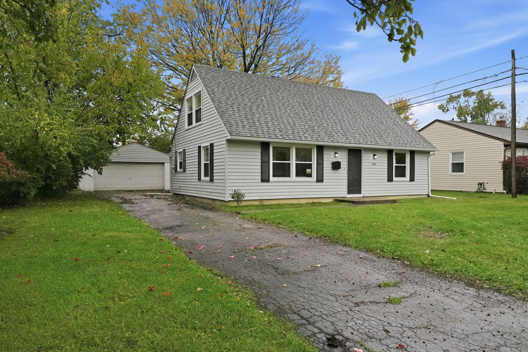 43-web-or-mls-242-sturbridge-rd