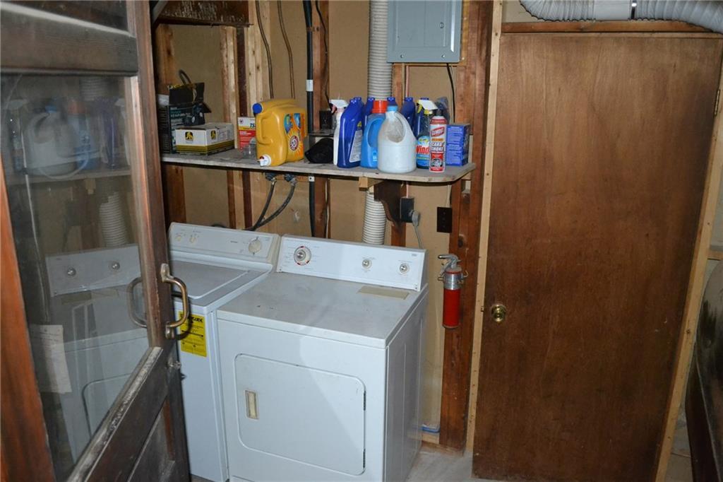 171 Mills Road Newcastle, ME 04553 - Photo 12 of 17 Laundry
