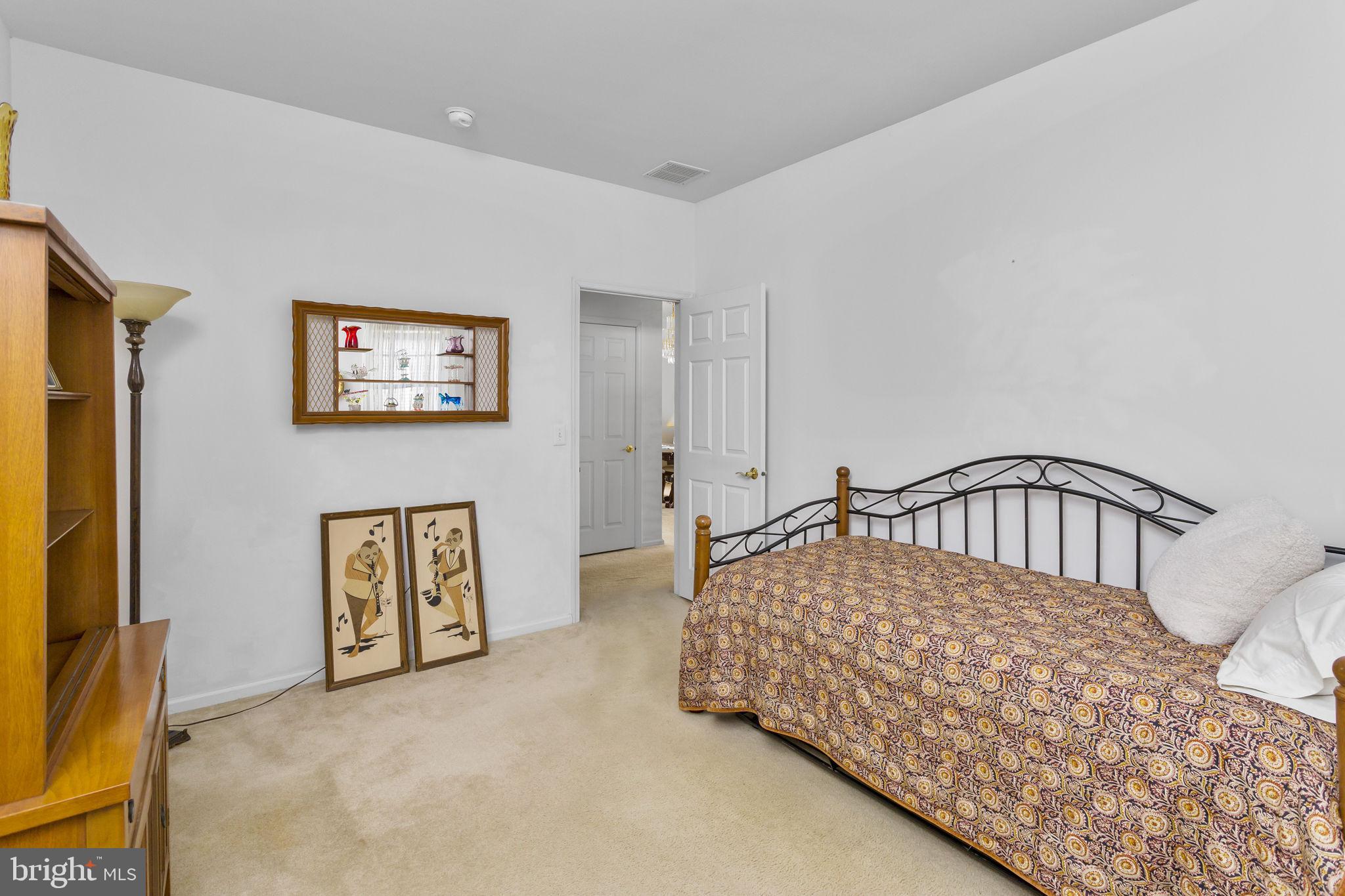 22 Hummingbird Drive Hamilton, NJ 08690 - Photo 20 of 25