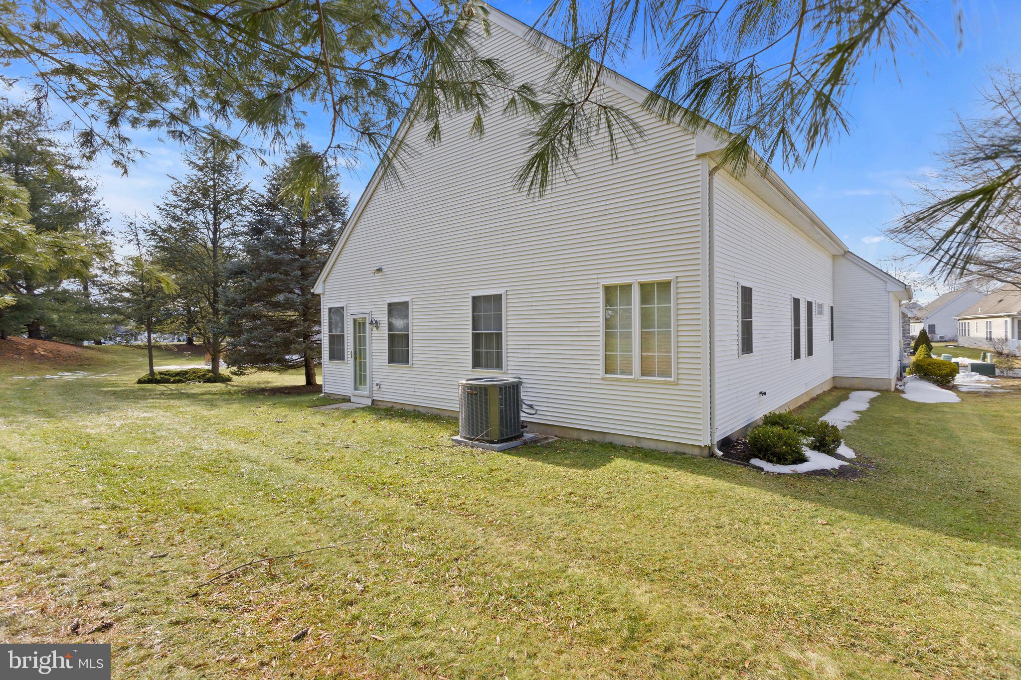 22 Hummingbird Drive Hamilton, NJ 08690 - Photo 24 of 25